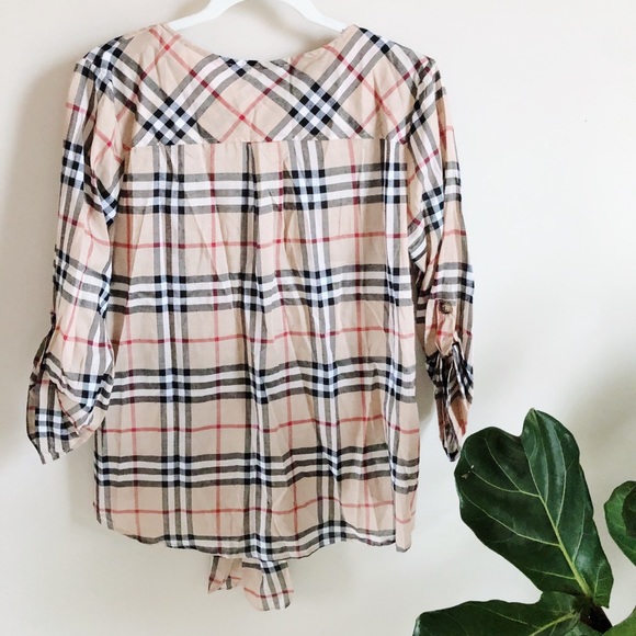 Entro Plaid Button Down Top New Boutique Item - Picture 2 of 7